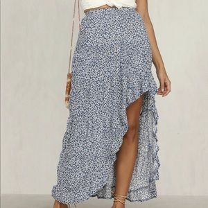 Blue high low skirt 💙
